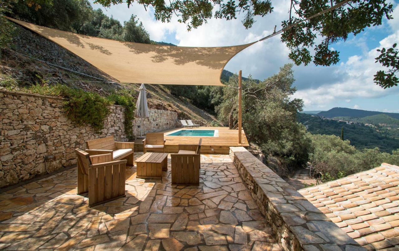 Castelli Olive Press Guest House Acharavi  Bagian luar foto