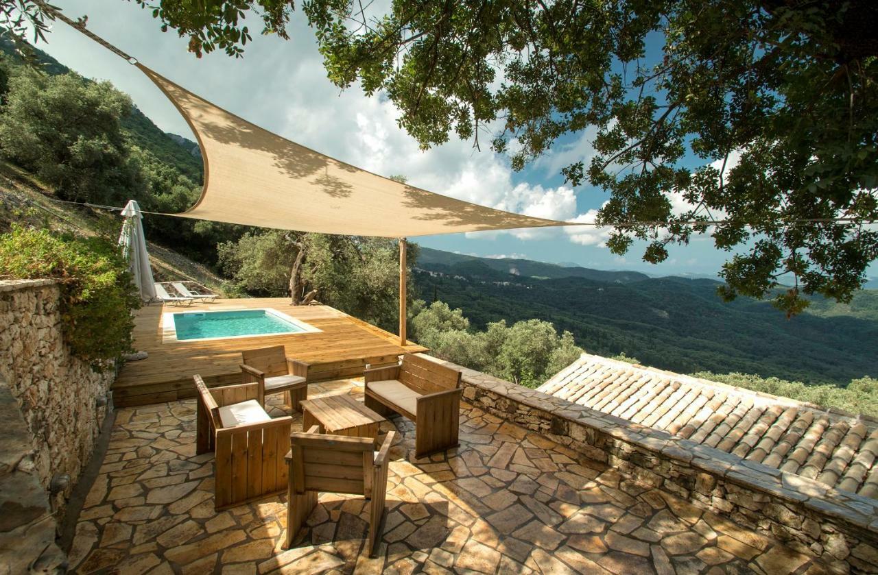 Castelli Olive Press Guest House Acharavi  Bagian luar foto