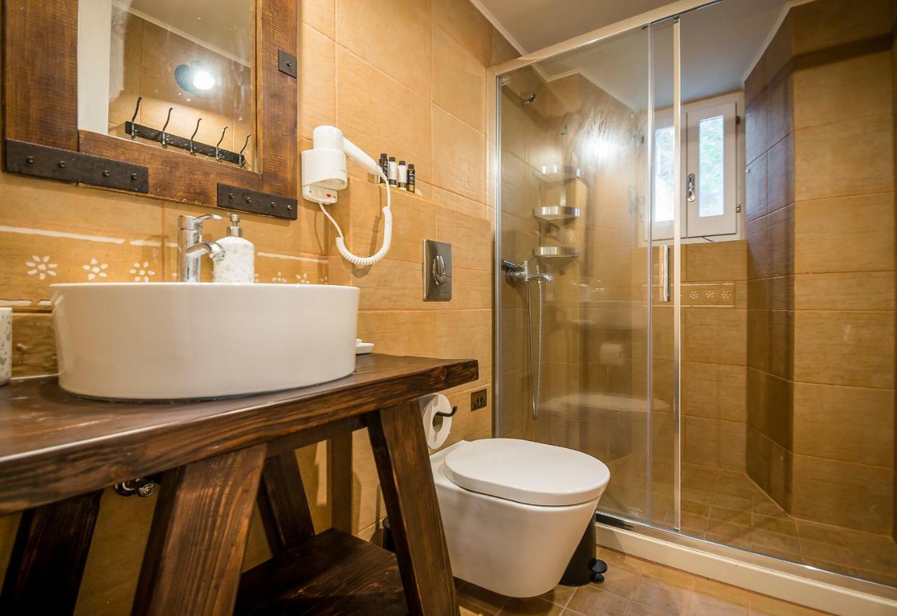 Castelli Olive Press Guest House Acharavi  Bagian luar foto